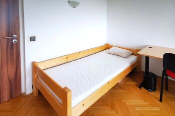 Pokoj B - Pronájem bytu 3+1 v osobním vlastnictví 78 m², Brno