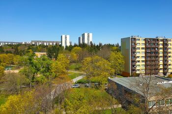 Pokoj C - výhled - Pronájem bytu 3+1 v osobním vlastnictví 78 m², Brno