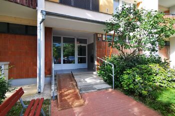 Vchod - Pronájem bytu 3+1 v osobním vlastnictví 78 m², Brno