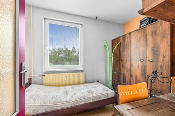 pokoj - Prodej bytu 3+1 v osobním vlastnictví 63 m², Týn nad Vltavou