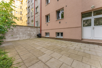 Pronájem bytu 2+kk v osobním vlastnictví 52 m², Praha 4 - Podolí