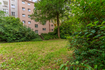 Pronájem bytu 2+kk v osobním vlastnictví 52 m², Praha 4 - Podolí