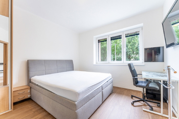 Pronájem bytu 2+kk v osobním vlastnictví 52 m², Praha 4 - Podolí