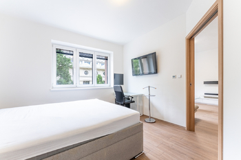 Pronájem bytu 2+kk v osobním vlastnictví 52 m², Praha 4 - Podolí