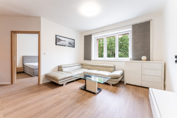 Pronájem bytu 2+kk v osobním vlastnictví 52 m², Praha 4 - Podolí