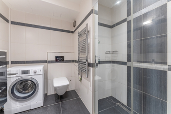 Pronájem bytu 2+kk v osobním vlastnictví 52 m², Praha 4 - Podolí