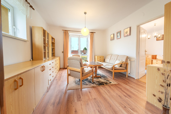 Prodej bytu 3+1 v osobním vlastnictví 55 m², Mníšek pod Brdy