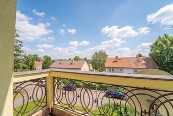 Prodej bytu 3+1 v osobním vlastnictví 55 m², Mníšek pod Brdy