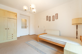 Prodej bytu 3+1 v osobním vlastnictví 55 m², Mníšek pod Brdy