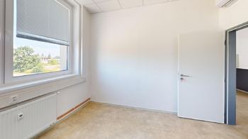 Pronájem kancelářských prostor 444 m², Pardubice