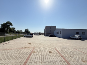 Pronájem kancelářských prostor 444 m², Pardubice