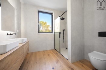 Prodej bytu 4+kk v osobním vlastnictví 178 m², Vodochody