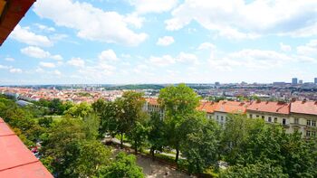 Pronájem bytu 4+1 v osobním vlastnictví 125 m², Praha 2 - Vinohrady