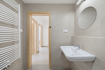 Prodej bytu 2+kk v osobním vlastnictví 47 m², Praha 10 - Uhříněves