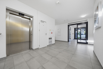 Prodej bytu 2+kk v osobním vlastnictví 47 m², Praha 10 - Uhříněves