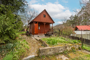Pronájem pozemku 364 m², Praha 9 - Hrdlořezy