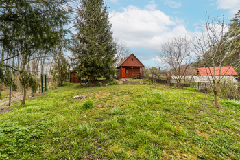 Pronájem pozemku 364 m², Praha 9 - Hrdlořezy