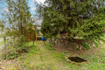 Pronájem pozemku 364 m², Praha 9 - Hrdlořezy