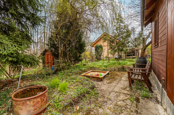 Pronájem pozemku 364 m², Praha 9 - Hrdlořezy