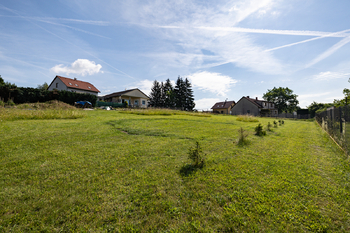 Prodej pozemku 1411 m², Litichovice