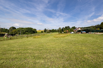 Prodej pozemku 1411 m², Litichovice