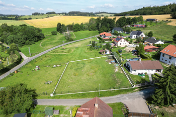 Prodej pozemku 1411 m², Litichovice