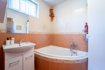 Prodej domu 140 m², Pečky