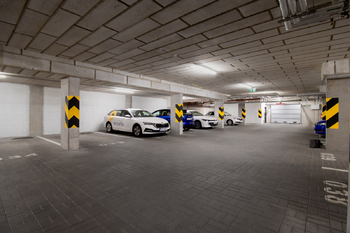 Garáž - Pronájem bytu 2+kk v osobním vlastnictví 40 m², Pardubice