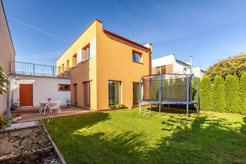 Prodej domu 141 m², Lázně Bohdaneč