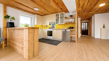 Prodej domu 408 m², Rokytá