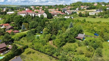 Prodej pozemku 858 m², Střemy