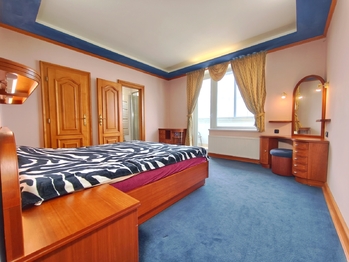 Pronájem bytu 4+1 v osobním vlastnictví 186 m², Kladno