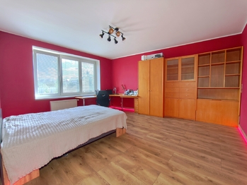 Pronájem bytu 4+1 v osobním vlastnictví 186 m², Kladno