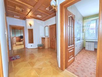Pronájem bytu 4+1 v osobním vlastnictví 186 m², Kladno