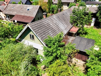 od jihu ... - Prodej domu 70 m², Okrouhlice