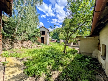 od stodoly ... - Prodej domu 70 m², Okrouhlice