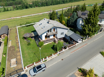 Prodej domu 408 m², Pozlovice
