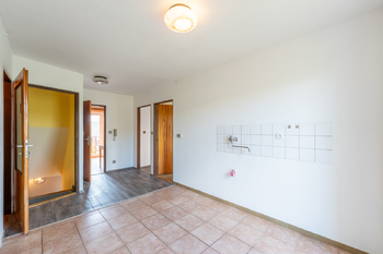 Prodej domu 408 m², Pozlovice