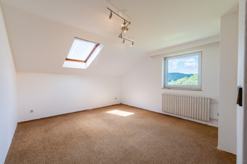 Prodej domu 408 m², Pozlovice