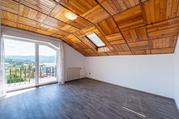 Prodej domu 408 m², Pozlovice