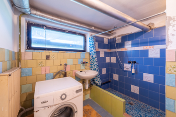 Prodej domu 408 m², Pozlovice