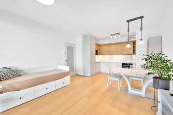 Pronájem bytu 2+kk v osobním vlastnictví 56 m², Praha 5 - Jinonice