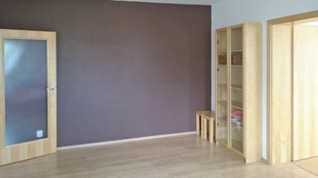 obývací pokoj s kuchyní - Pronájem bytu 3+kk v osobním vlastnictví 86 m², České Budějovice