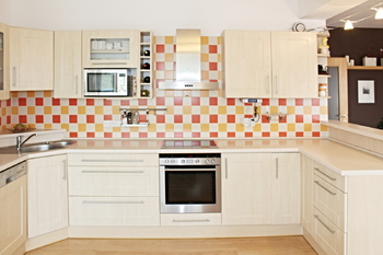 obývací pokoj s kuchyní - Pronájem bytu 3+kk v osobním vlastnictví 86 m², České Budějovice