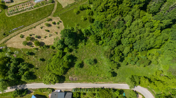 Prodej pozemku 2111 m², Benešov u Semil