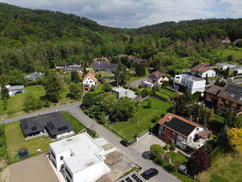 Prodej pozemku 757 m², Zlín