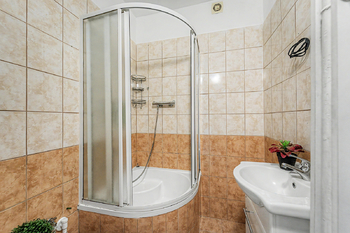 Prodej bytu 2+1 v osobním vlastnictví 57 m², Praha 10 - Strašnice