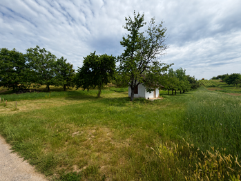 Prodej pozemku 2435 m², Kostelec