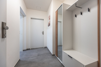 Pronájem bytu 2+kk v osobním vlastnictví 75 m², Praha 5 - Smíchov