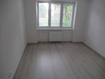 Celkový pohled do ložnice - Pronájem bytu 2+1 v osobním vlastnictví 59 m², Příbram